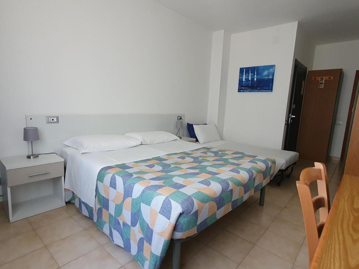 Hotel Cormorano Pedaso Exterior foto